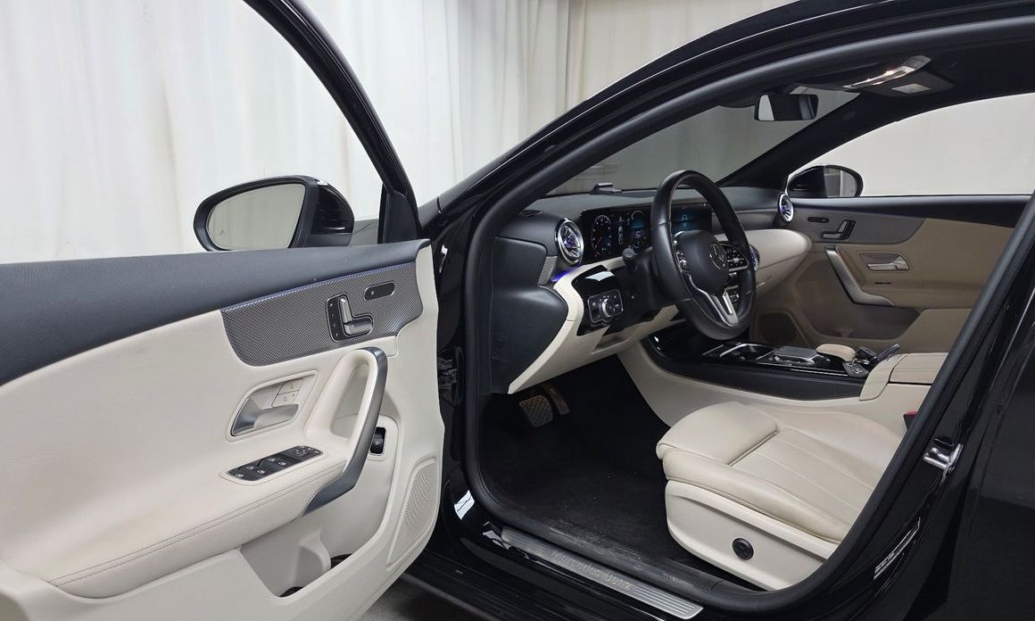 Mercedes-Benz A-Class 2023