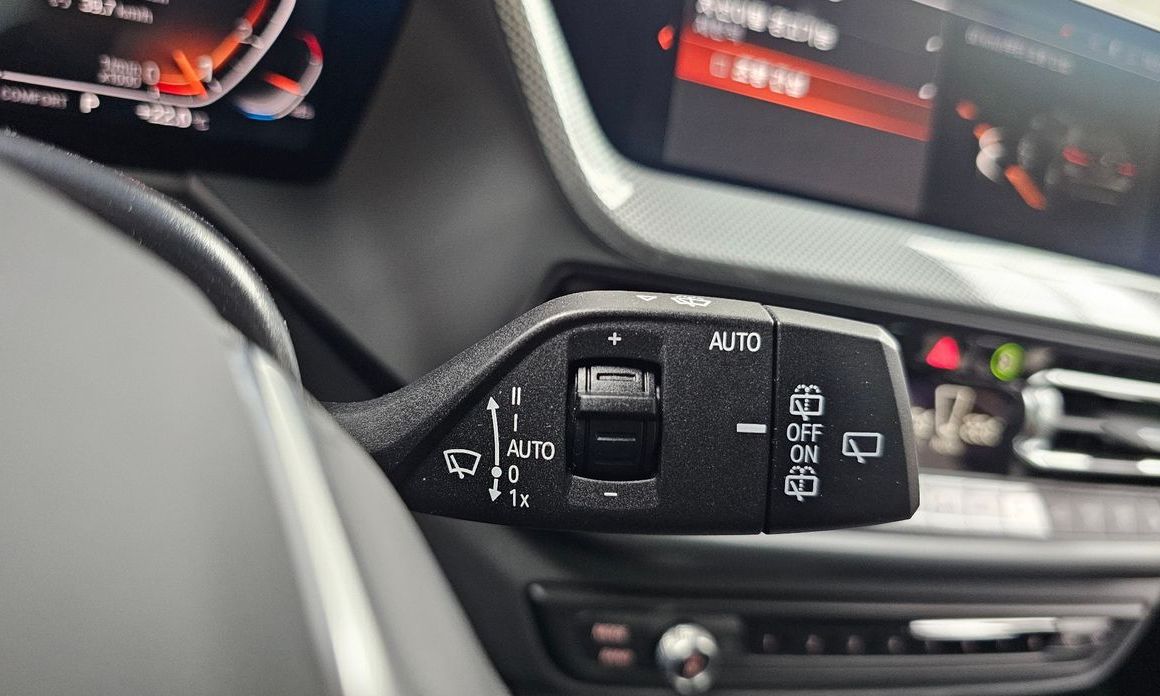 BMW 1-Series 2023