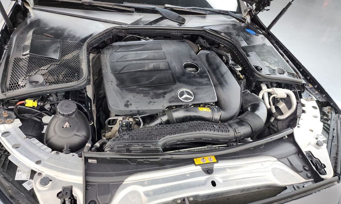 Mercedes-Benz C-Class 2021
