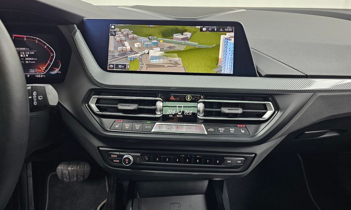 BMW 1-Series 2023