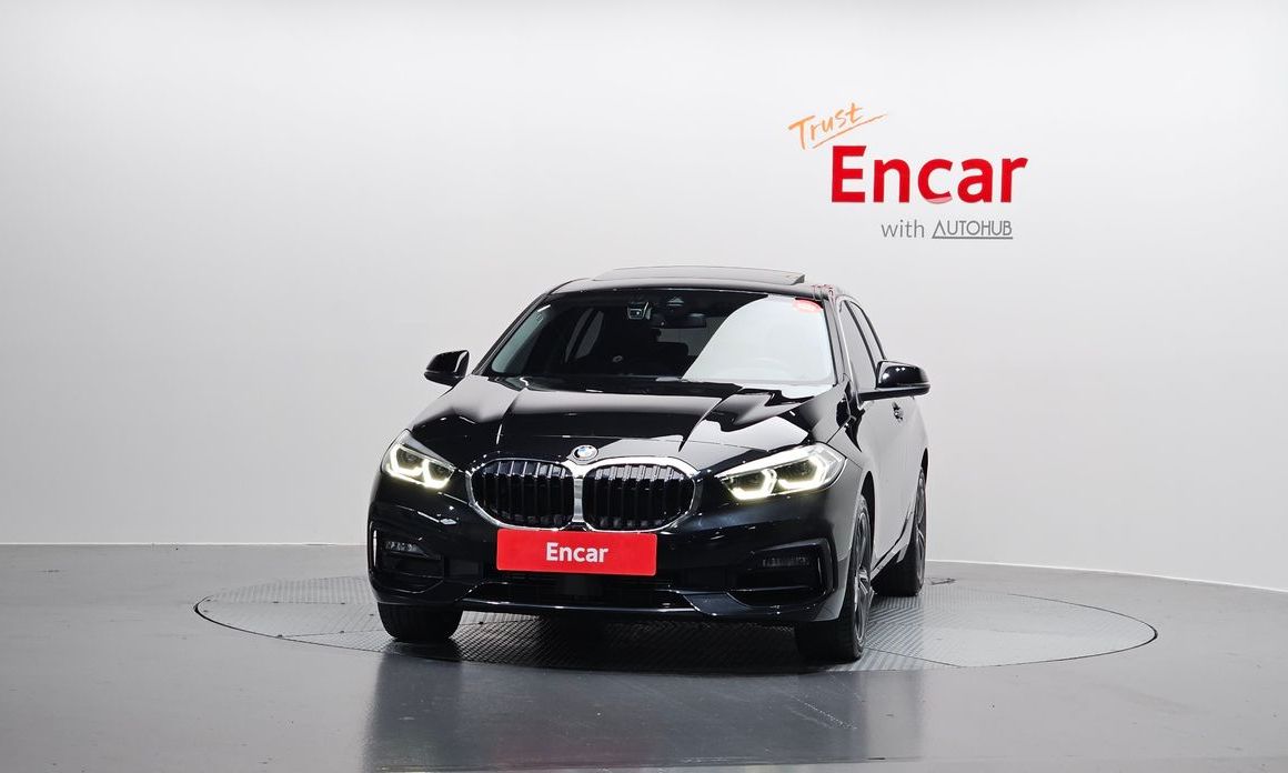 BMW 1-Series 2023