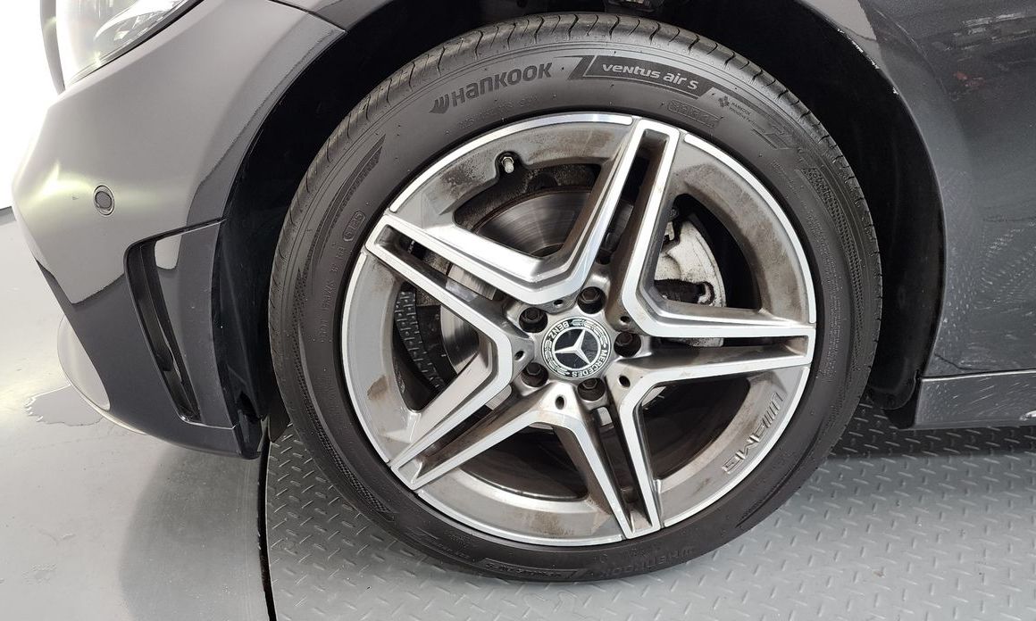 Mercedes-Benz C-Class 2021