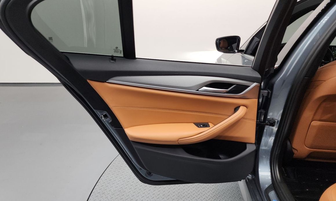 BMW 5-Series 2018