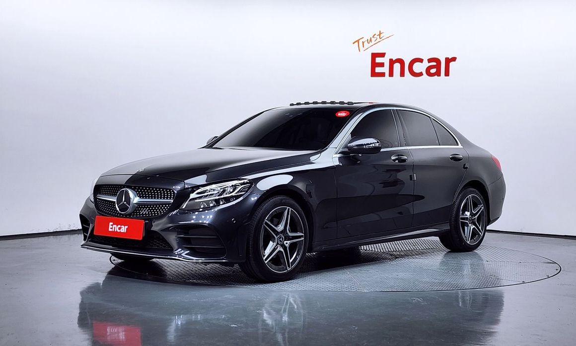 Mercedes-Benz C-Class 2021