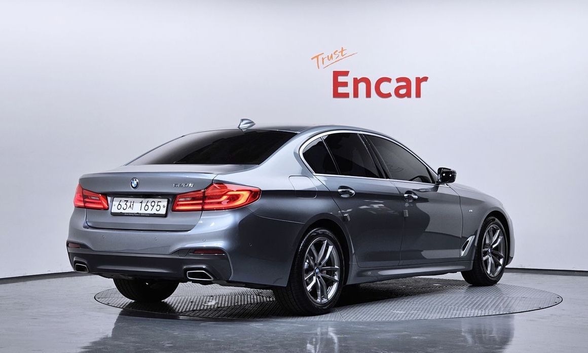 BMW 5-Series 2018