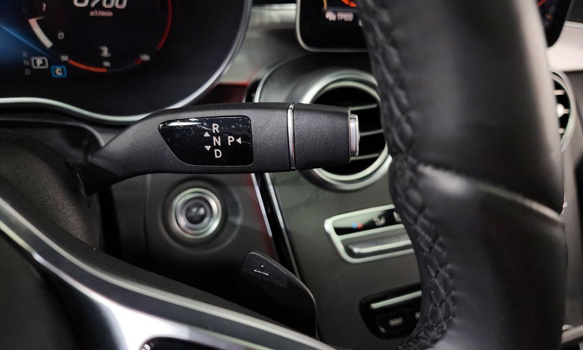 Mercedes-Benz C-Class 2021