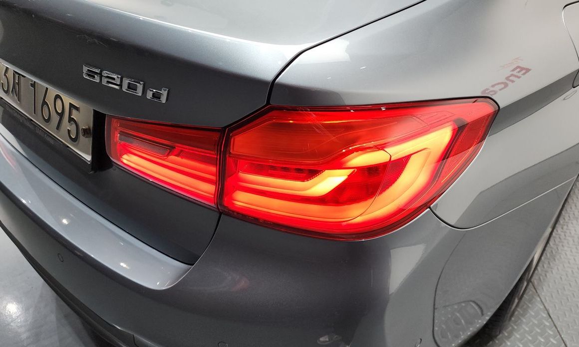 BMW 5-Series 2018