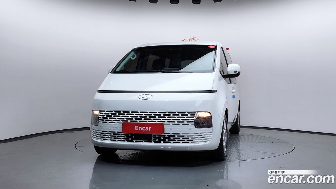 Hyundai Staria 2023