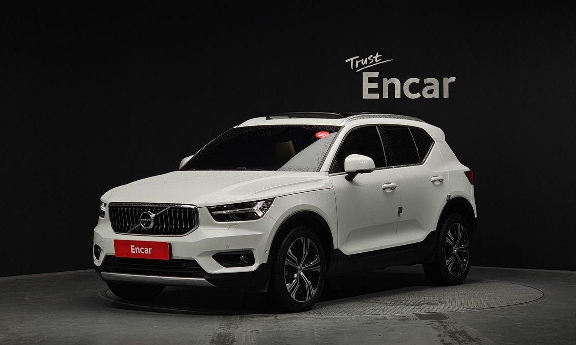 Volvo XC40 2021