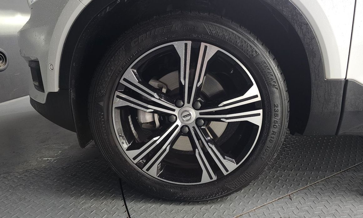 Volvo XC40 2021