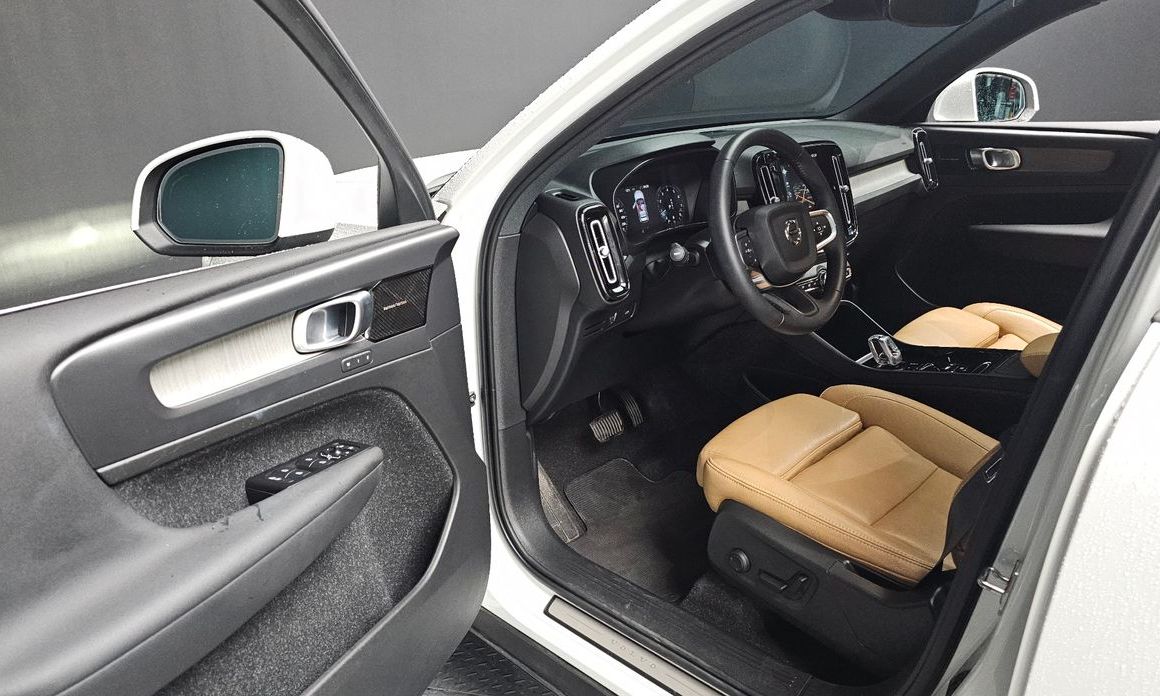 Volvo XC40 2021