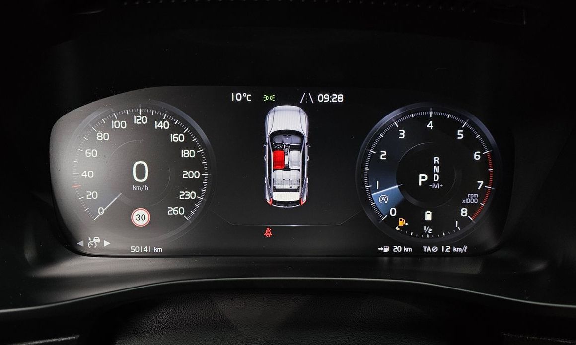 Volvo XC40 2021