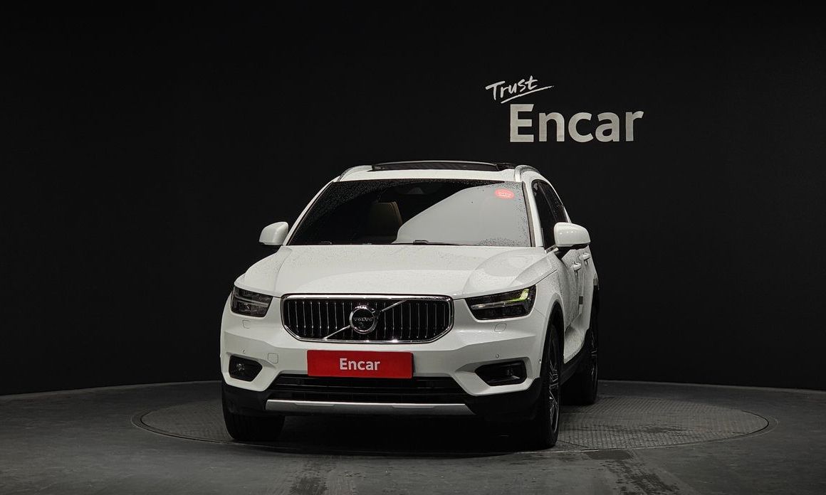 Volvo XC40 2021
