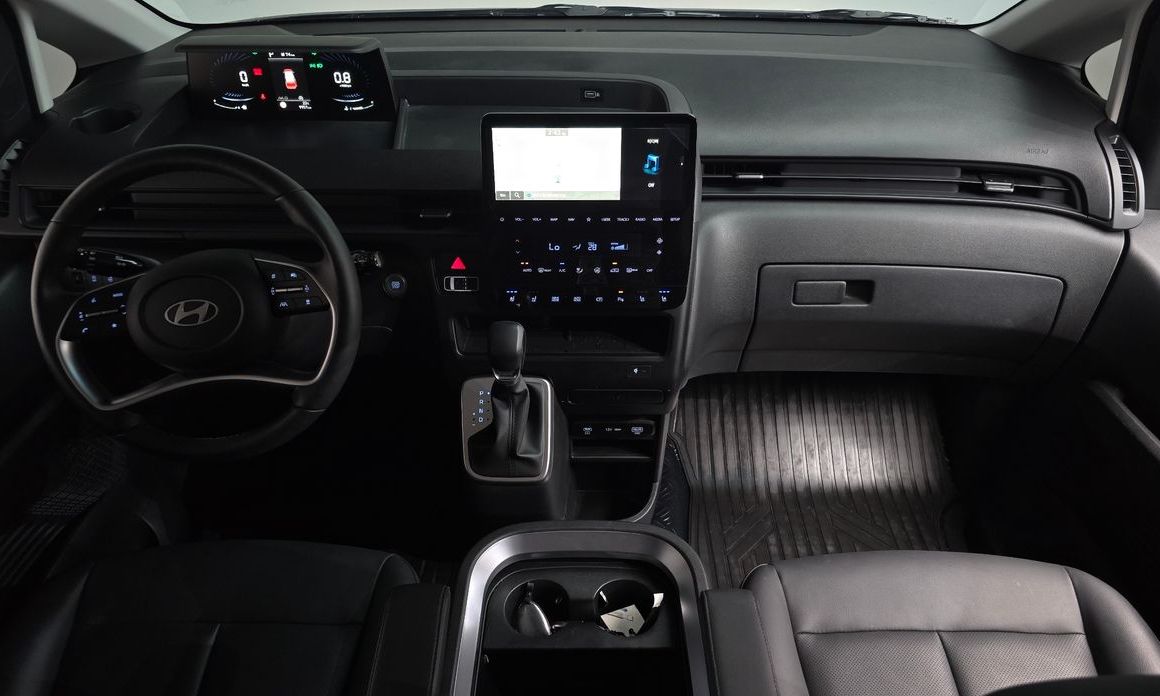 Hyundai Staria 2025