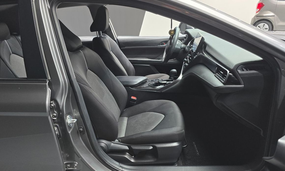 Toyota Camry 2024