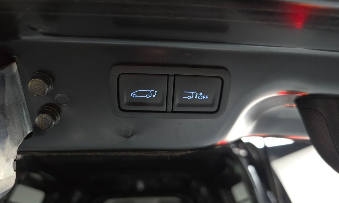 Hyundai Staria 2025
