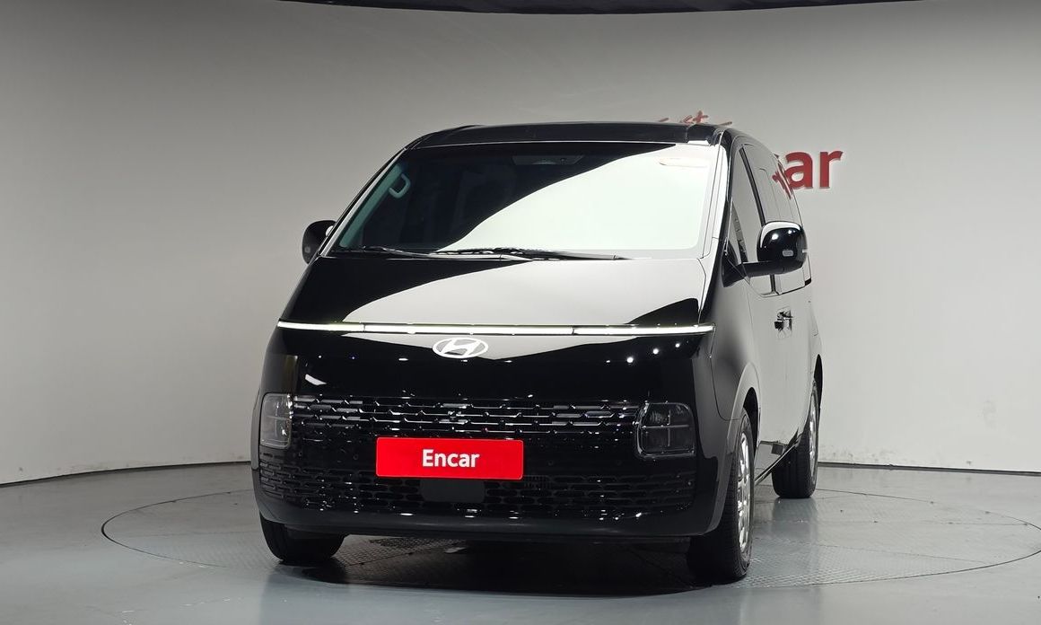 Hyundai Staria 2025