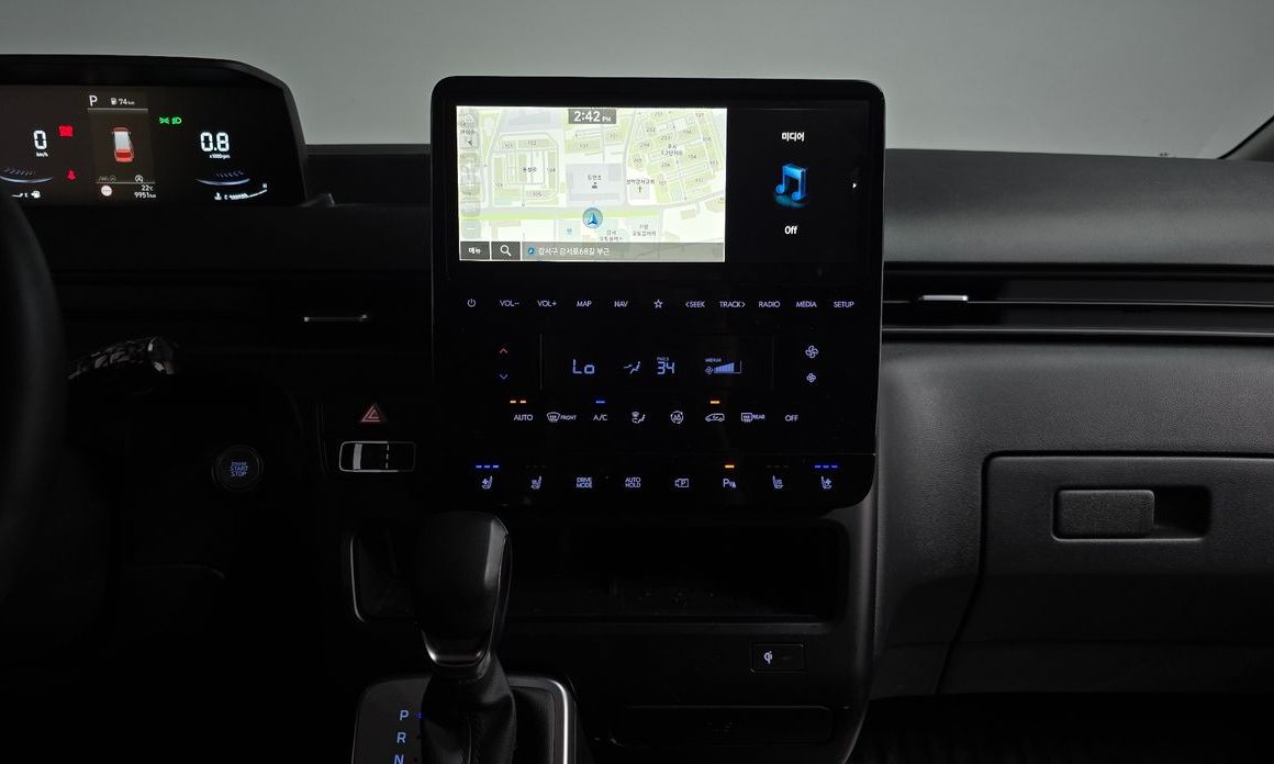 Hyundai Staria 2025