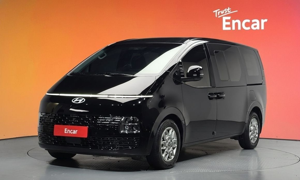 Hyundai Staria 2025
