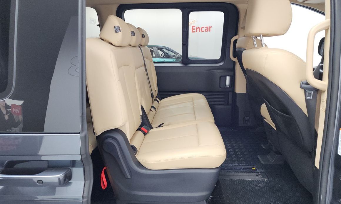 Hyundai Staria 2022