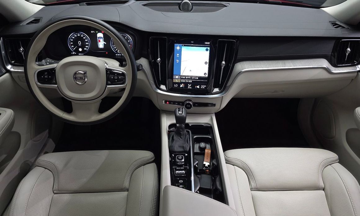 Volvo V60 2020