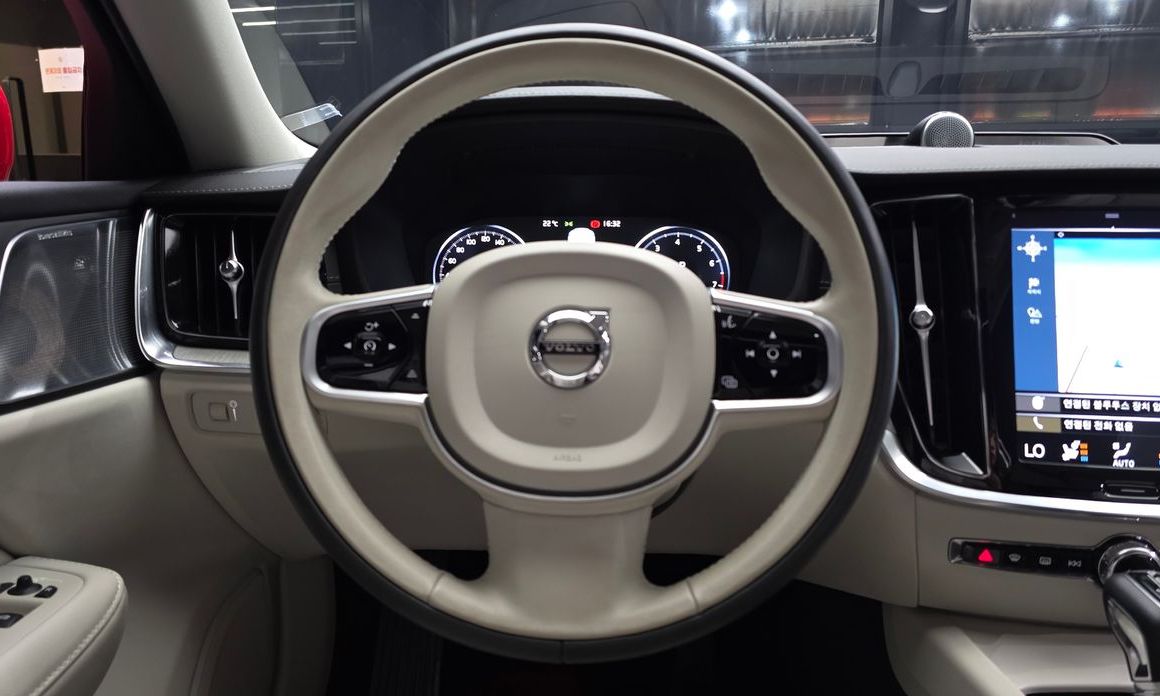 Volvo V60 2020