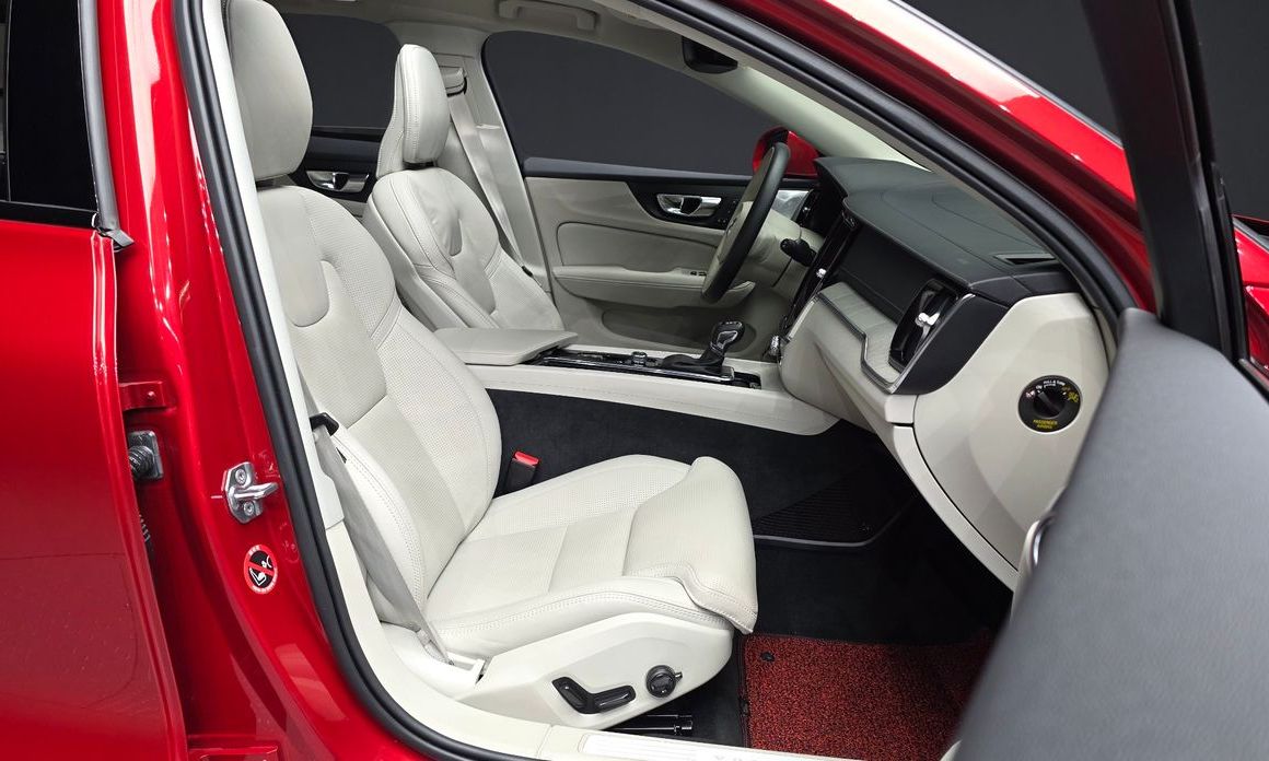 Volvo V60 2020