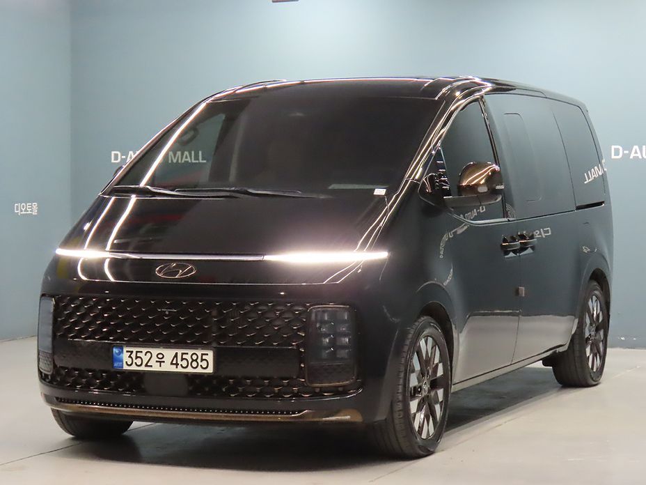 Hyundai Staria 2023
