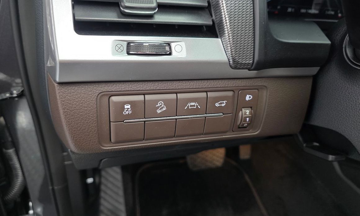 KG_Mobility_Ssangyong Rexton 2023