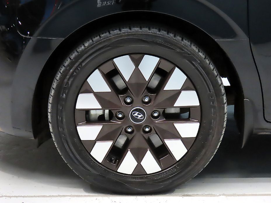 Hyundai Staria 2023