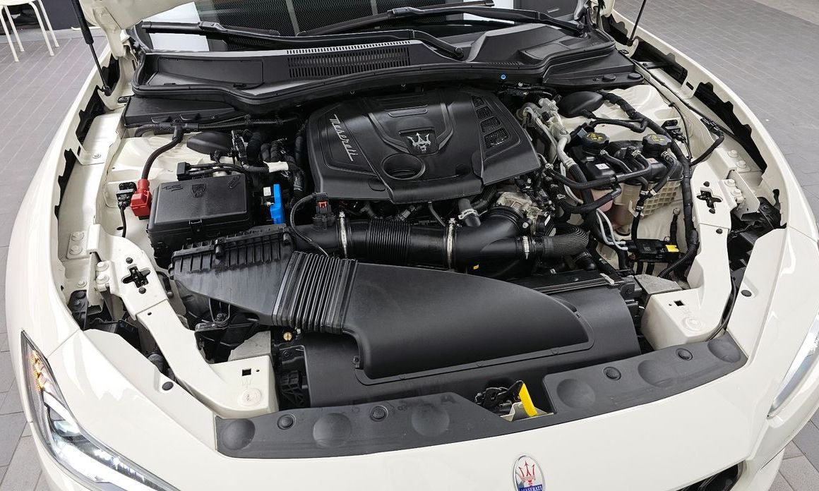 Maserati Ghibli 2021