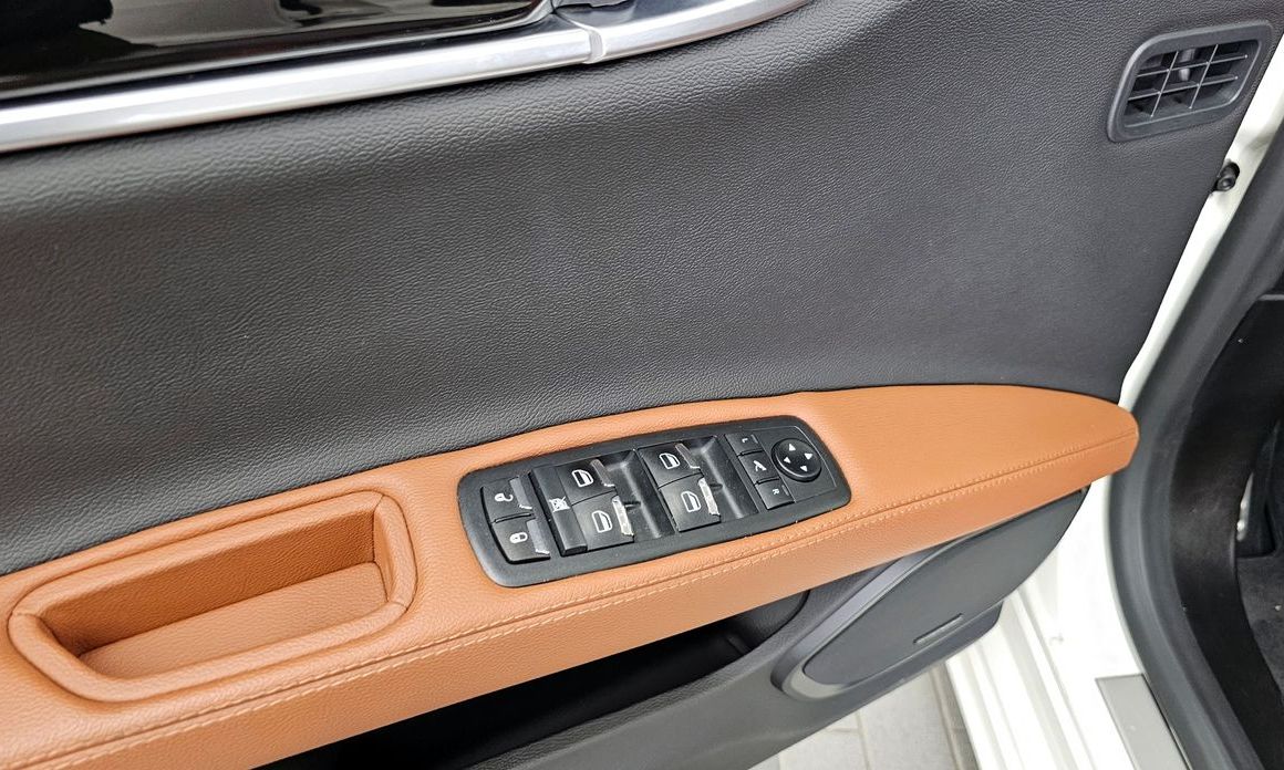 Maserati Ghibli 2021