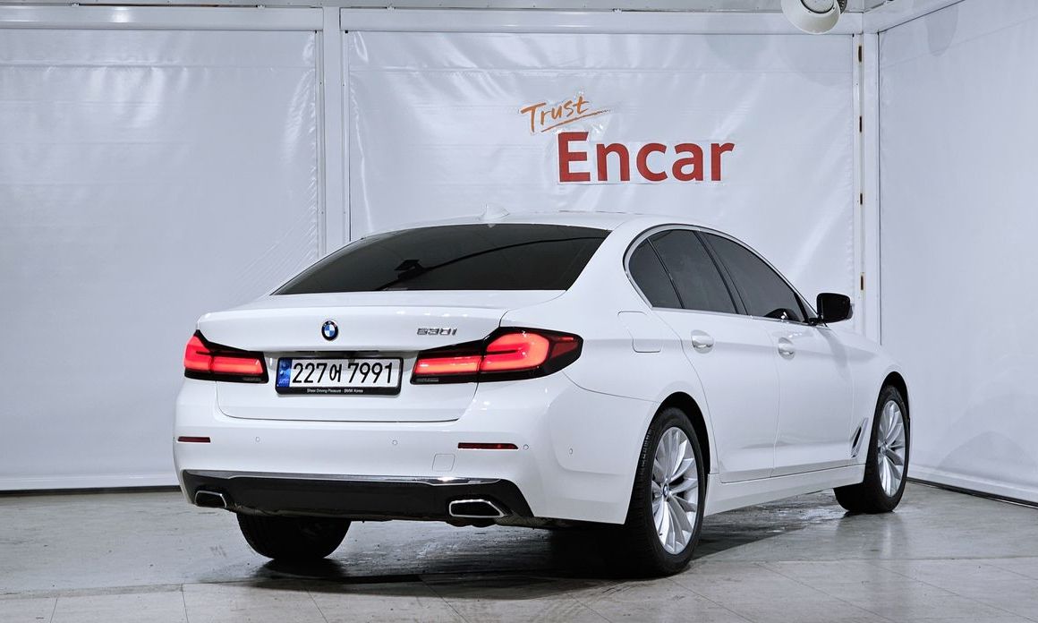 BMW 5-Series 2022