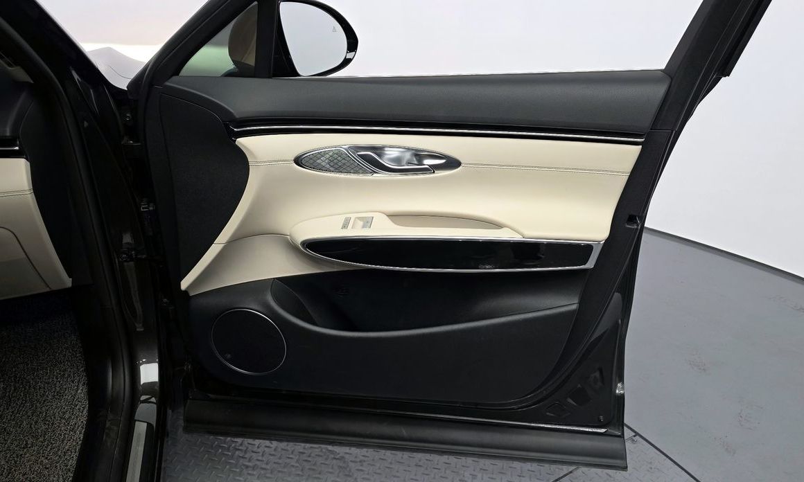 Genesis GV70 2023