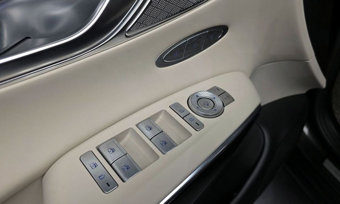 Genesis GV70 2023
