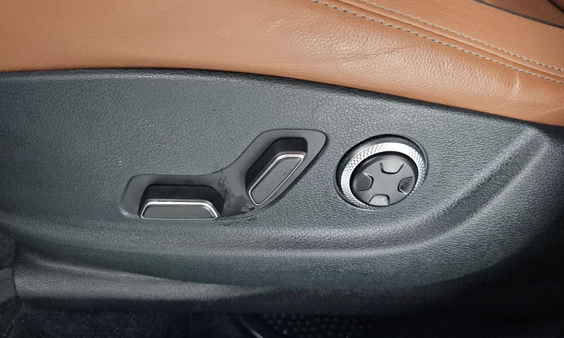 Genesis GV70 2023