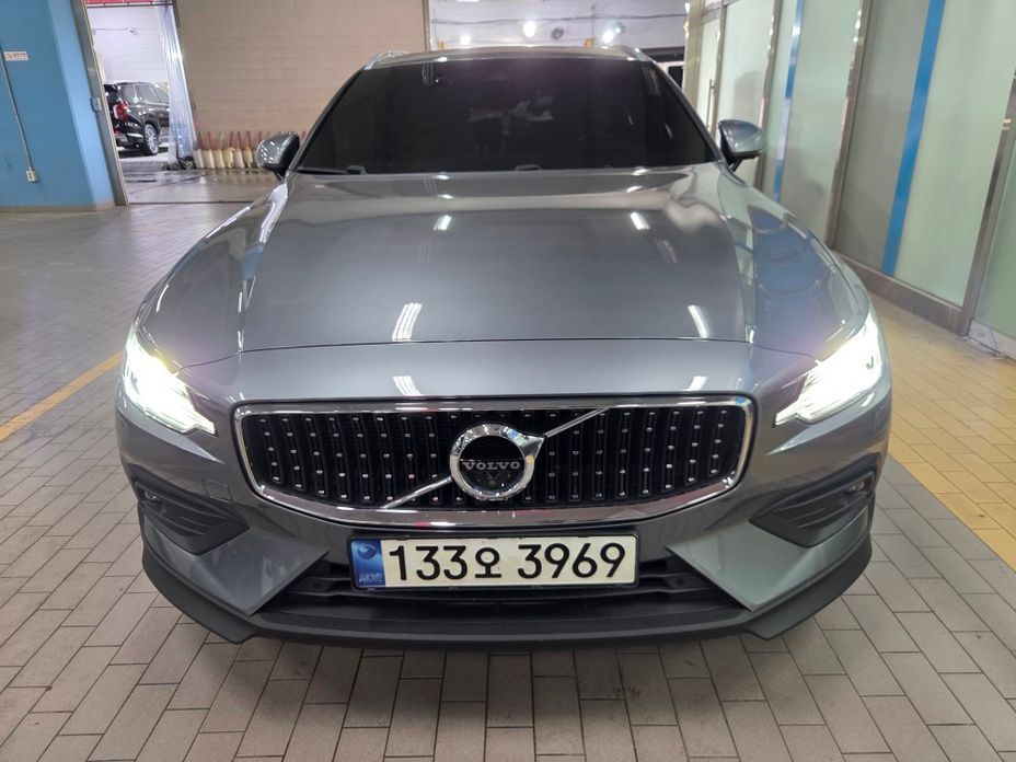 Volvo V60 2021