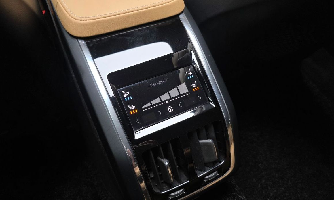 Volvo S90 2023