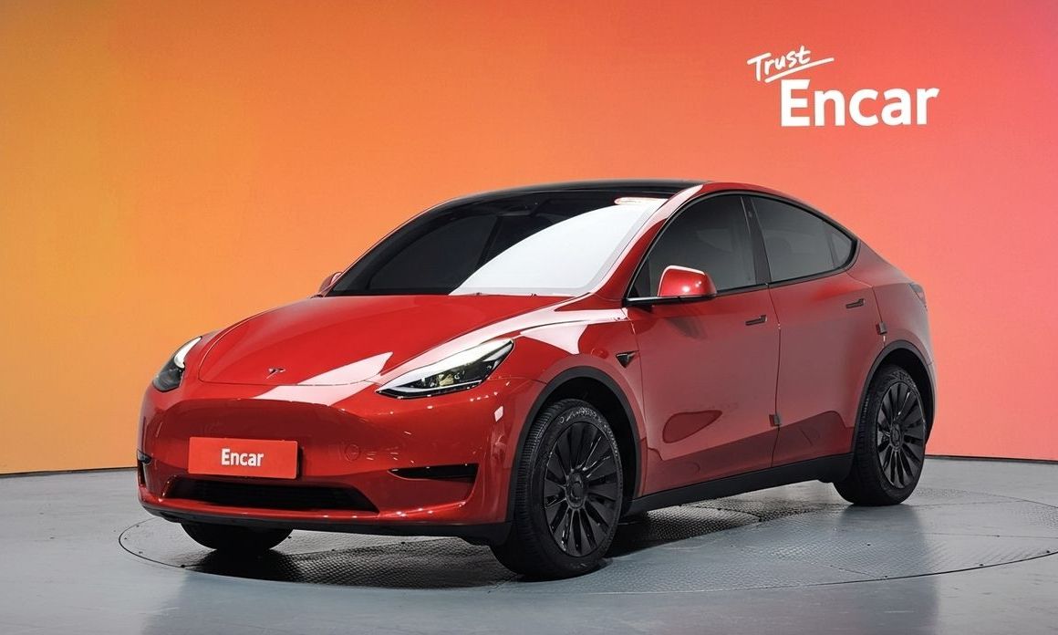 Tesla Model Y 2023