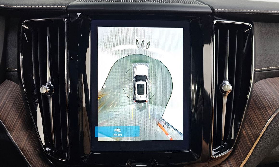 Volvo XC60 2022