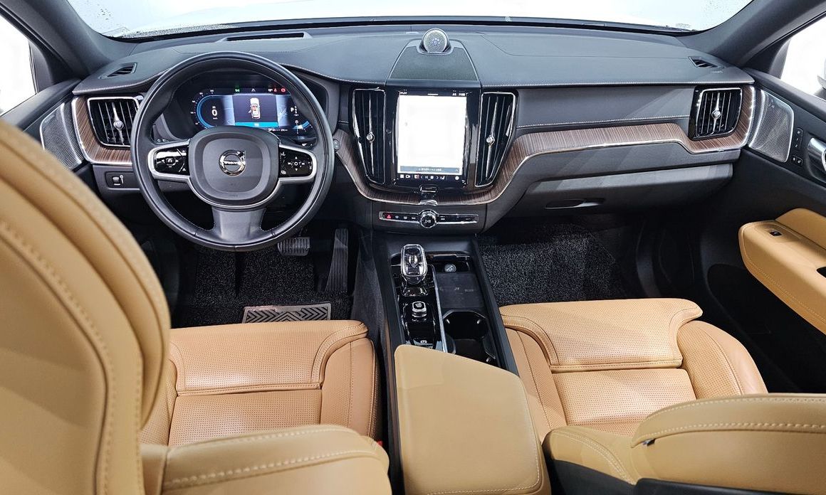 Volvo XC60 2022