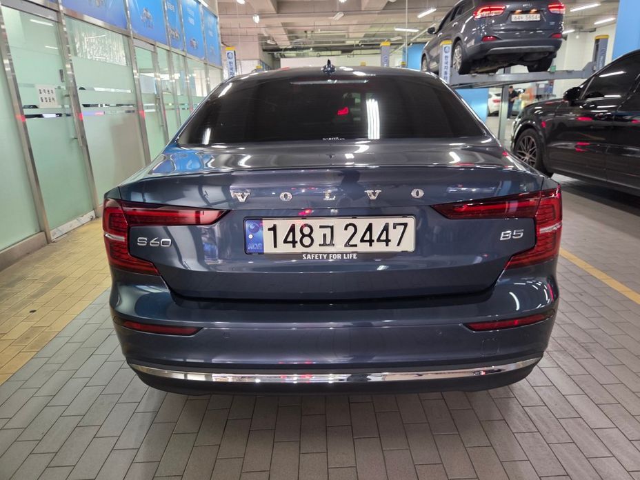 Volvo S60 2024
