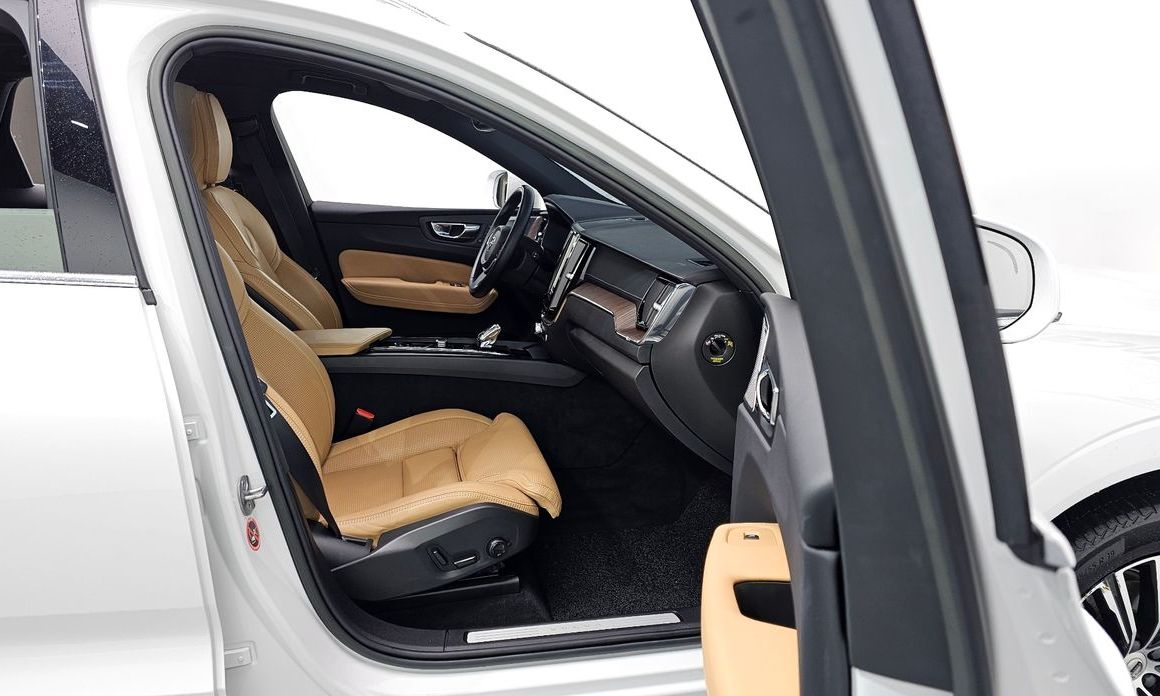 Volvo XC60 2022