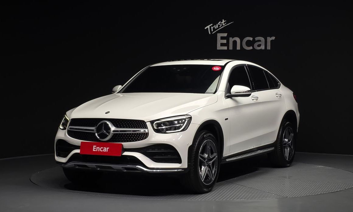 Mercedes-Benz GLC-Class 2021