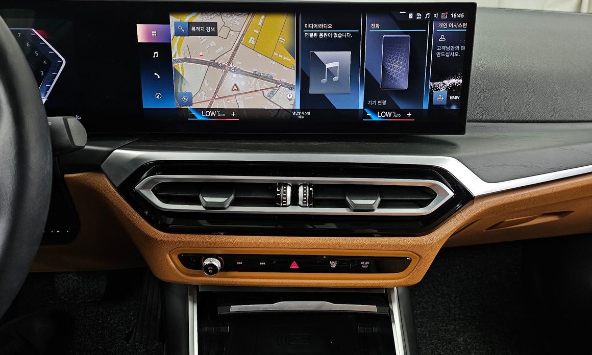 BMW 3-Series 2024