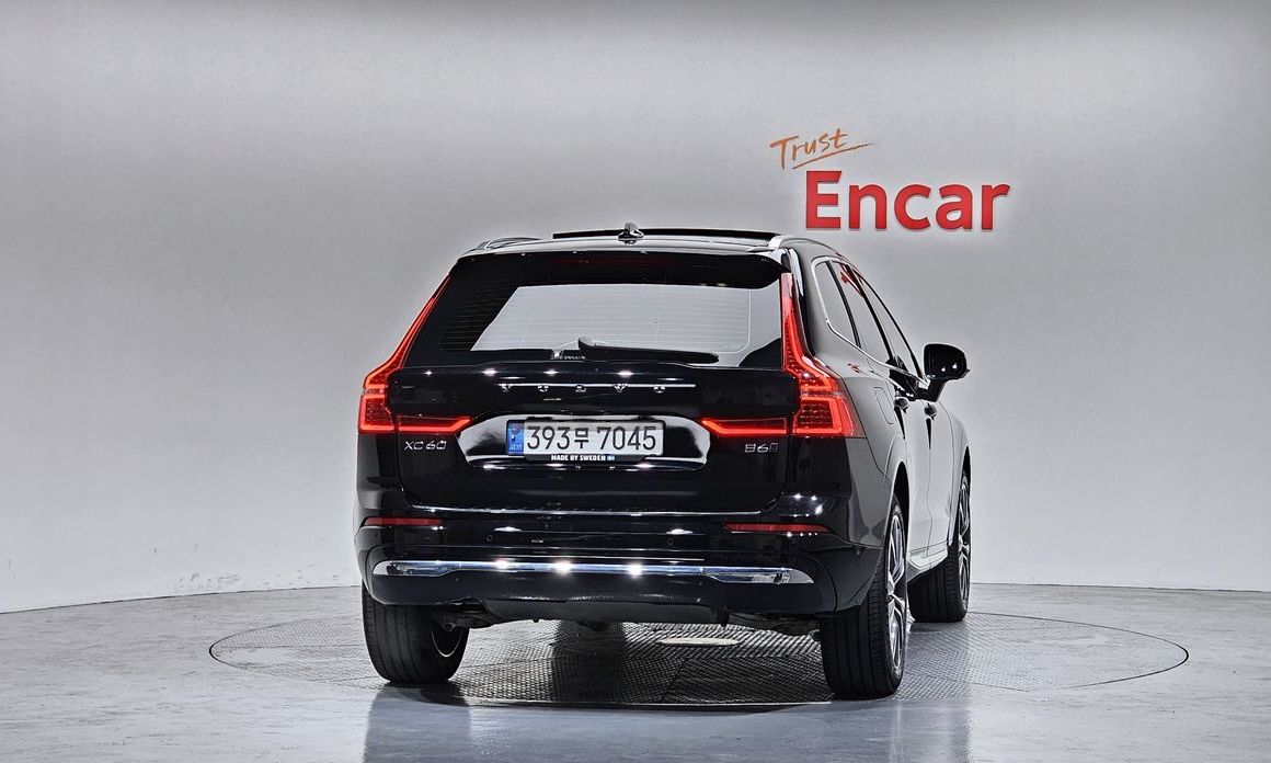 Volvo XC60 2022