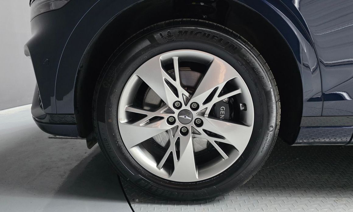 Genesis GV70 2023