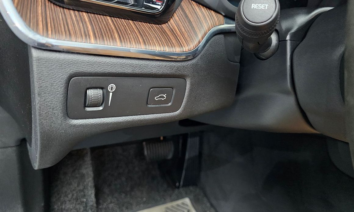 Volvo XC60 2022