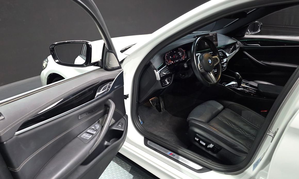 BMW 5-Series 2022
