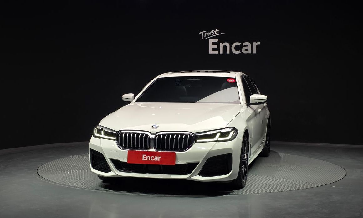 BMW 5-Series 2022